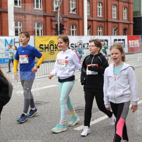 25.04.2026 - Das Zehntel Strokosch-Dieckow http://msf.ph/oto/9669341 25.04.2026 10:13:14 Allgemein zum Event 47, 8046, 8043, 7471 meine-sportfotos.de
