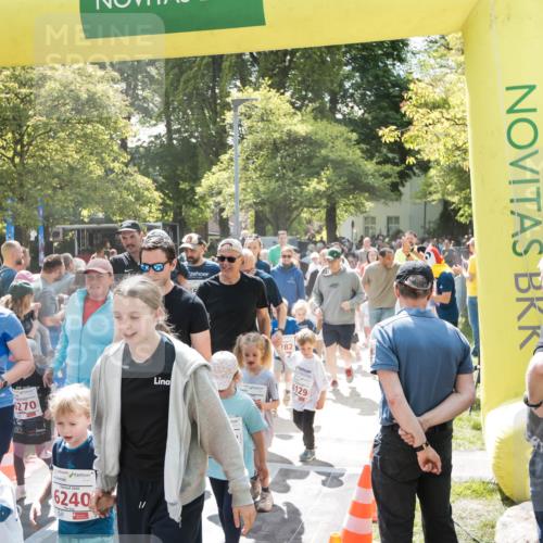 09.05.2026 - Störlauf H.Heesch http://msf.ph/oto/9669480 09.05.2026 13:03:38 Ziel 0909, 6270, 6240 meine-sportfotos.de