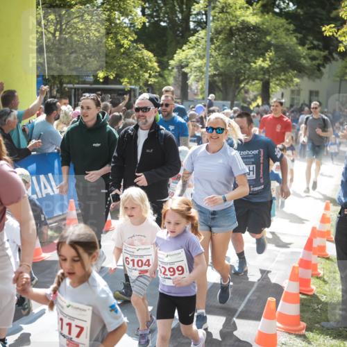 09.05.2026 - Störlauf H.Heesch http://msf.ph/oto/9670147 09.05.2026 13:02:30 Ziel 117, 6104, 299, 22 meine-sportfotos.de