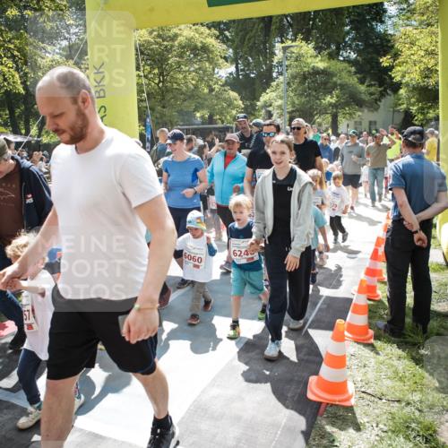 09.05.2026 - Störlauf H.Heesch http://msf.ph/oto/9670293 09.05.2026 13:03:38 Ziel 32, 6060 meine-sportfotos.de