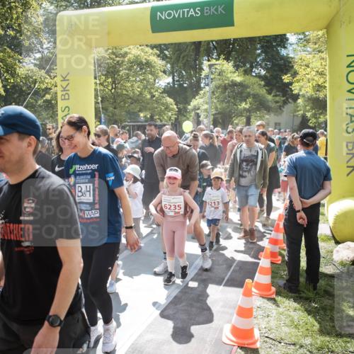 09.05.2026 - Störlauf H.Heesch http://msf.ph/oto/9670322 09.05.2026 13:03:54 Ziel 6235, 6213 meine-sportfotos.de
