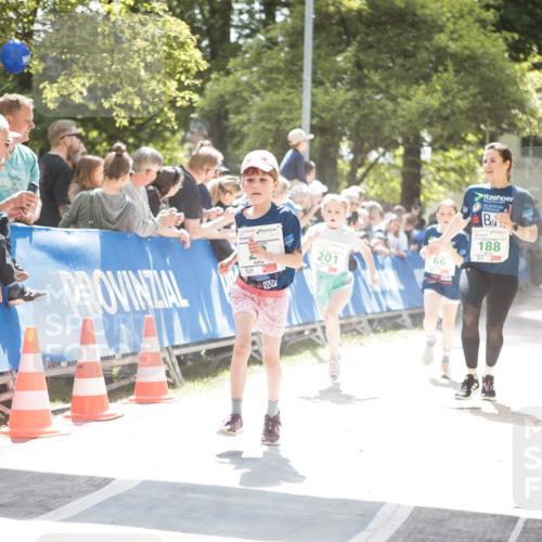 09.05.2026 - Störlauf H.Heesch http://msf.ph/oto/9670669 09.05.2026 13:27:41 Ziel 66, 201, 188 meine-sportfotos.de