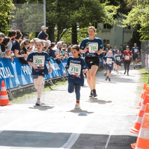 09.05.2026 - Störlauf H.Heesch http://msf.ph/oto/9670686 09.05.2026 13:27:58 Ziel 205, 210, 206 meine-sportfotos.de