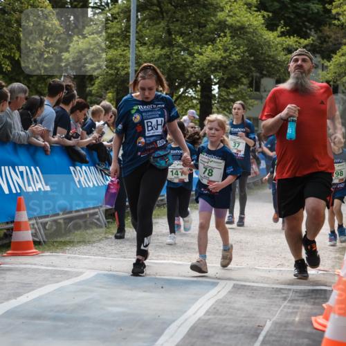 09.05.2026 - Störlauf H.Heesch http://msf.ph/oto/9670806 09.05.2026 13:29:31 Ziel 141, 100, 78, 37, 98 meine-sportfotos.de