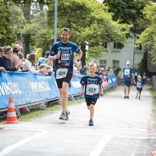 09.05.2026 - Störlauf H.Heesch http://msf.ph/oto/9671338 09.05.2026 13:45:26 Ziel 428, 427, 521 meine-sportfotos.de