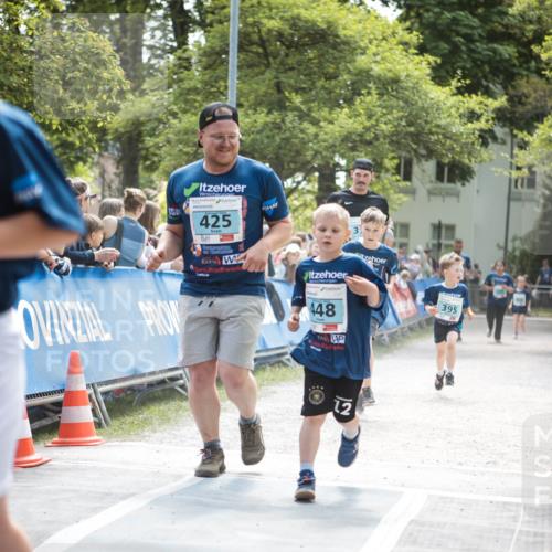 09.05.2026 - Störlauf H.Heesch http://msf.ph/oto/9671385 09.05.2026 13:46:08 Ziel 392, 425, 3, 448, 12, 395 meine-sportfotos.de