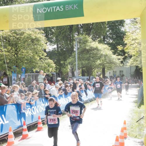 09.05.2026 - Störlauf H.Heesch http://msf.ph/oto/9671730 09.05.2026 13:58:53 Ziel 710, 708 meine-sportfotos.de