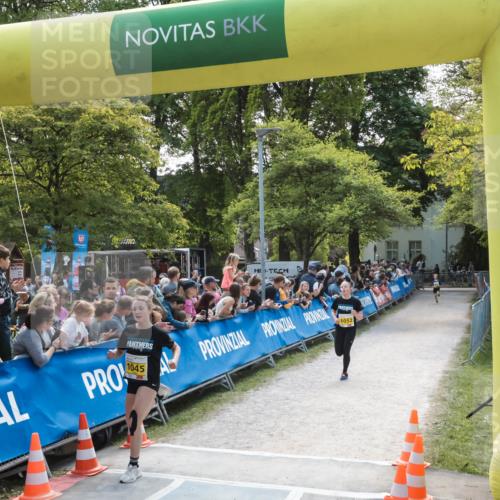 09.05.2026 - Störlauf H.Heesch http://msf.ph/oto/9672124 09.05.2026 14:11:16 Ziel 1045, 1052, 36 meine-sportfotos.de