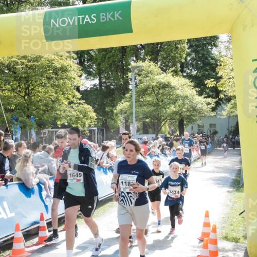 09.05.2026 - Störlauf H.Heesch http://msf.ph/oto/9672434 09.05.2026 14:45:17 Ziel 1649, 118, 147, 1424 meine-sportfotos.de