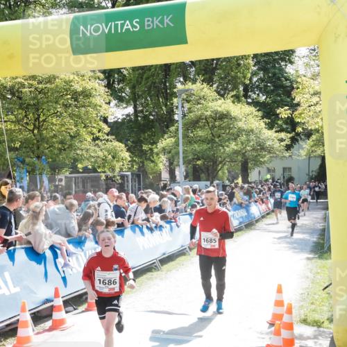 09.05.2026 - Störlauf H.Heesch http://msf.ph/oto/9672451 09.05.2026 14:45:54 Ziel 1252, 1686, 1685 meine-sportfotos.de