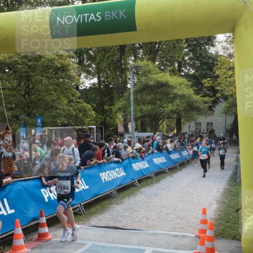 09.05.2026 - Störlauf H.Heesch http://msf.ph/oto/9672609 09.05.2026 14:53:05 Ziel 1569, 1586, 05 meine-sportfotos.de