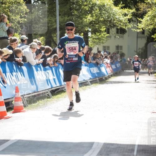09.05.2026 - Störlauf H.Heesch http://msf.ph/oto/9672779 09.05.2026 13:57:46 Ziel 584 meine-sportfotos.de