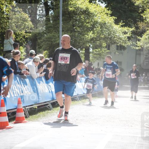 09.05.2026 - Störlauf H.Heesch http://msf.ph/oto/9672872 09.05.2026 13:58:55 Ziel 674, 697, 591, 592 meine-sportfotos.de