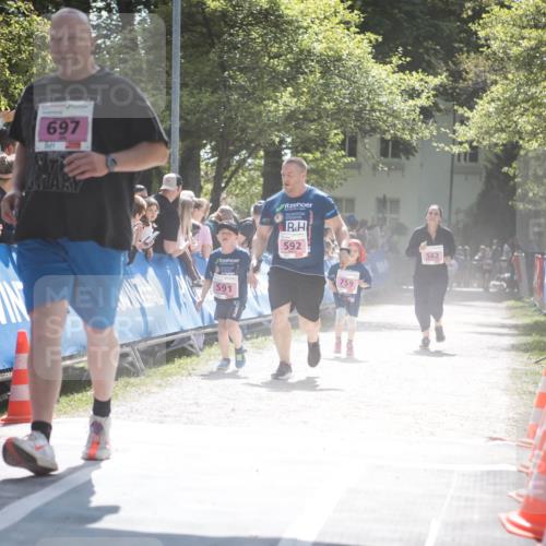 09.05.2026 - Störlauf H.Heesch http://msf.ph/oto/9672874 09.05.2026 13:58:56 Ziel 697, 592, 591, 759, 562 meine-sportfotos.de