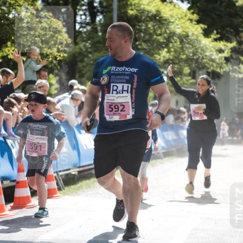 09.05.2026 - Störlauf H.Heesch http://msf.ph/oto/9672878 09.05.2026 13:58:59 Ziel 591, 2026, 592, 26 meine-sportfotos.de