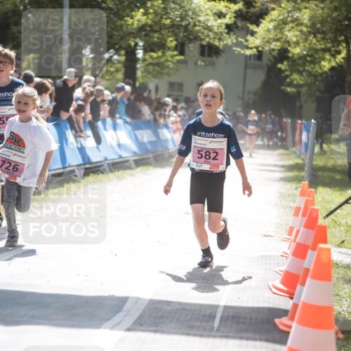 09.05.2026 - Störlauf H.Heesch http://msf.ph/oto/9672884 09.05.2026 13:59:06 Ziel 57, 726, 582 meine-sportfotos.de