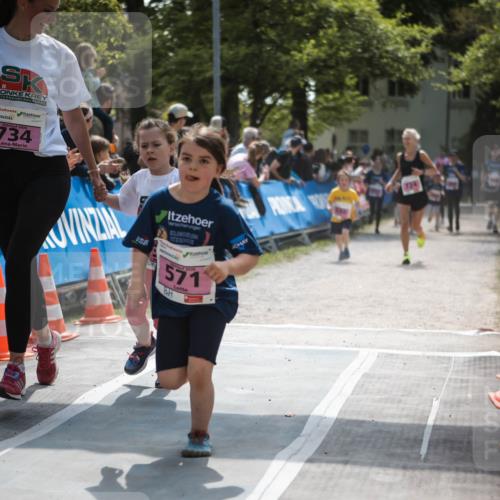 09.05.2026 - Störlauf H.Heesch http://msf.ph/oto/9672938 09.05.2026 13:59:44 Ziel 734, 2026, 571, 724 meine-sportfotos.de
