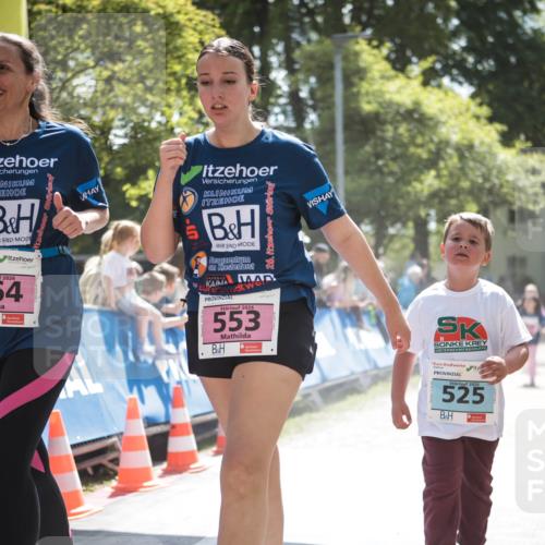 09.05.2026 - Störlauf H.Heesch http://msf.ph/oto/9673009 09.05.2026 14:00:40 Ziel 2026, 564, 26, 2026, 553, 2026, 525 meine-sportfotos.de