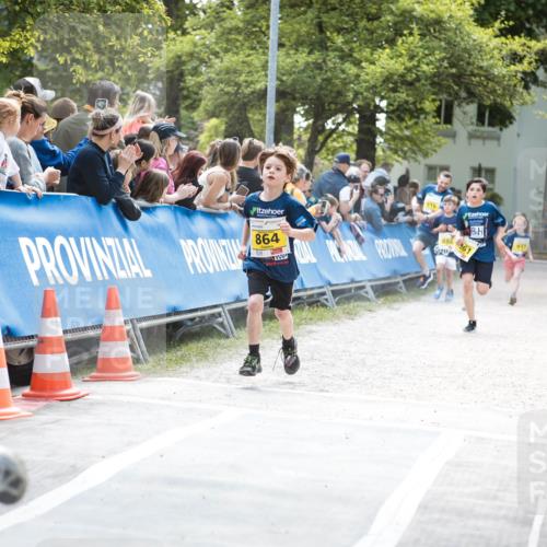 09.05.2026 - Störlauf H.Heesch http://msf.ph/oto/9673275 09.05.2026 14:10:46 Ziel 917, 864, 886, 361 meine-sportfotos.de