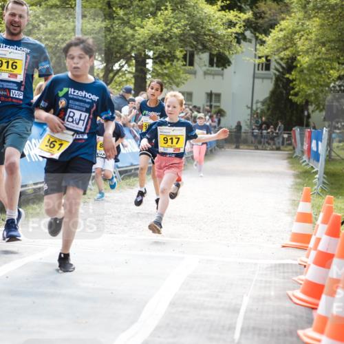 09.05.2026 - Störlauf H.Heesch http://msf.ph/oto/9673280 09.05.2026 14:10:48 Ziel 916, 99, 917, 61, 8 meine-sportfotos.de