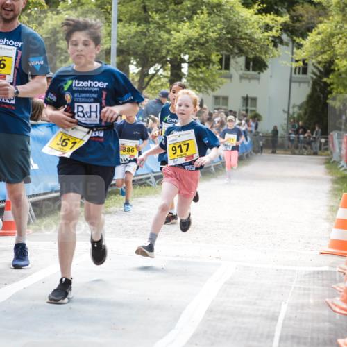 09.05.2026 - Störlauf H.Heesch http://msf.ph/oto/9673281 09.05.2026 14:10:48 Ziel 916, 61, 386, 917 meine-sportfotos.de