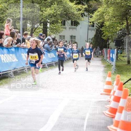 09.05.2026 - Störlauf H.Heesch http://msf.ph/oto/9673302 09.05.2026 14:11:04 Ziel 818, 997, 975 meine-sportfotos.de