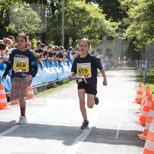 09.05.2026 - Störlauf H.Heesch http://msf.ph/oto/9673506 09.05.2026 14:13:35 Ziel 868, 859 meine-sportfotos.de