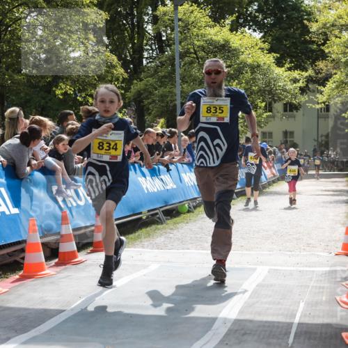 09.05.2026 - Störlauf H.Heesch http://msf.ph/oto/9673541 09.05.2026 14:14:03 Ziel 835, 834, 846 meine-sportfotos.de