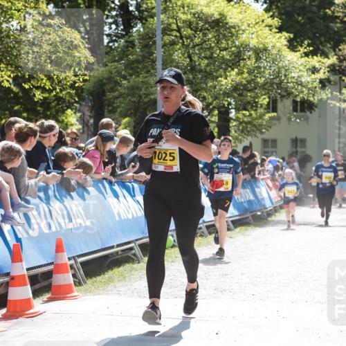 09.05.2026 - Störlauf H.Heesch http://msf.ph/oto/9673587 09.05.2026 14:14:30 Ziel 1025, 58, 942, 944 meine-sportfotos.de