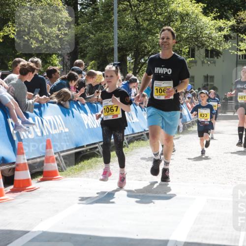 09.05.2026 - Störlauf H.Heesch http://msf.ph/oto/9673601 09.05.2026 14:14:38 Ziel 1067, 106, 822, 96, 1017 meine-sportfotos.de