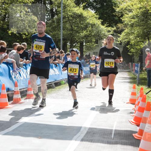 09.05.2026 - Störlauf H.Heesch http://msf.ph/oto/9673604 09.05.2026 14:14:40 Ziel 820, 822, 996, 1017 meine-sportfotos.de