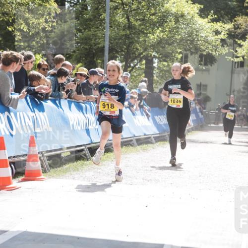 09.05.2026 - Störlauf H.Heesch http://msf.ph/oto/9673660 09.05.2026 14:15:22 Ziel 918, 1036, 1044 meine-sportfotos.de