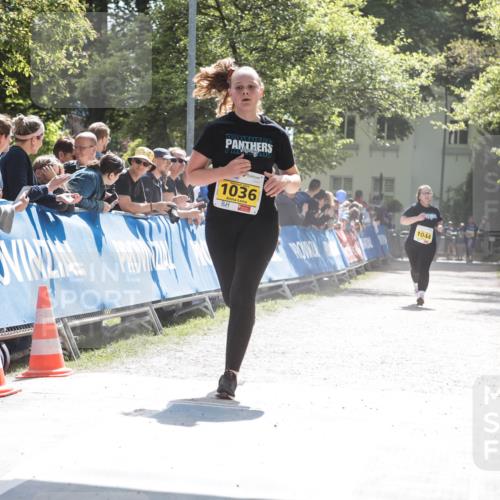 09.05.2026 - Störlauf H.Heesch http://msf.ph/oto/9673662 09.05.2026 14:15:23 Ziel 918, 1036, 1044 meine-sportfotos.de