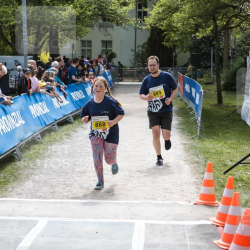 09.05.2026 - Störlauf H.Heesch http://msf.ph/oto/9673729 09.05.2026 14:16:37 Ziel 851, 888, 889 meine-sportfotos.de