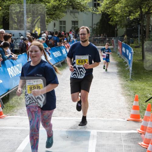 09.05.2026 - Störlauf H.Heesch http://msf.ph/oto/9673732 09.05.2026 14:16:38 Ziel 888, 889 meine-sportfotos.de