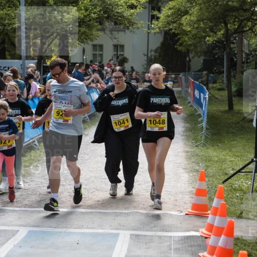 09.05.2026 - Störlauf H.Heesch http://msf.ph/oto/9673764 09.05.2026 14:17:18 Ziel 927, 92, 1048, 1041 meine-sportfotos.de