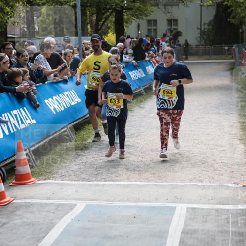 09.05.2026 - Störlauf H.Heesch http://msf.ph/oto/9673781 09.05.2026 14:17:43 Ziel 1821, 95180, 898, 894, 833 meine-sportfotos.de