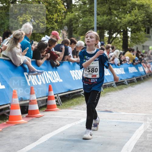 09.05.2026 - Störlauf H.Heesch http://msf.ph/oto/9674010 09.05.2026 14:41:35 Ziel 1580, 80 meine-sportfotos.de