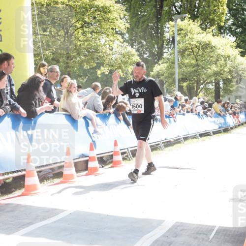 09.05.2026 - Störlauf H.Heesch http://msf.ph/oto/9674286 09.05.2026 14:45:23 Ziel 1600 meine-sportfotos.de