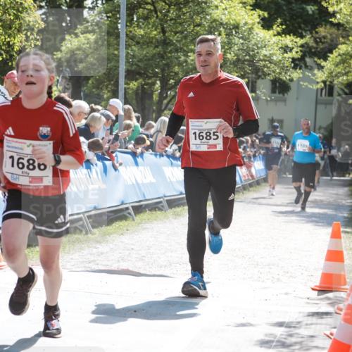 09.05.2026 - Störlauf H.Heesch http://msf.ph/oto/9674326 09.05.2026 14:45:55 Ziel 1686, 1685, 1109 meine-sportfotos.de