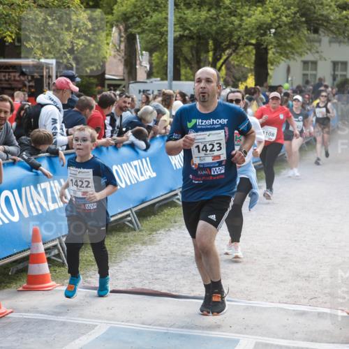 09.05.2026 - Störlauf H.Heesch http://msf.ph/oto/9674856 09.05.2026 14:52:50 Ziel 1422, 1423, 1108 meine-sportfotos.de
