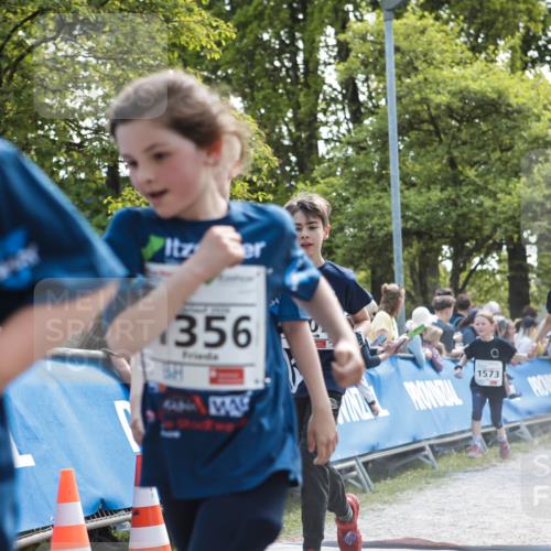 09.05.2026 - Störlauf H.Heesch http://msf.ph/oto/9675012 09.05.2026 14:56:27 Ziel 5, 27, 1356, 1573, 1566, 3294 meine-sportfotos.de