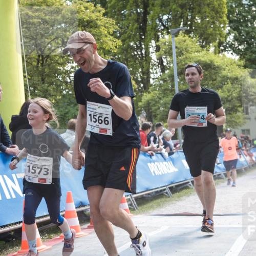 09.05.2026 - Störlauf H.Heesch http://msf.ph/oto/9675017 09.05.2026 14:56:30 Ziel 2026, 1573, 1566 meine-sportfotos.de