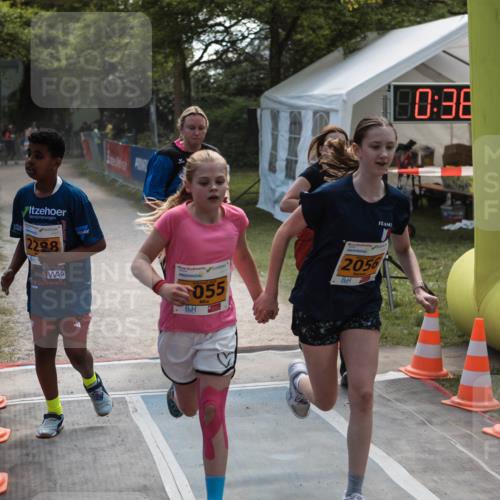 09.05.2026 - Störlauf H.Heesch http://msf.ph/oto/9676142 09.05.2026 15:36:06 Ziel 2298, 10, 38, 055, 2056 meine-sportfotos.de