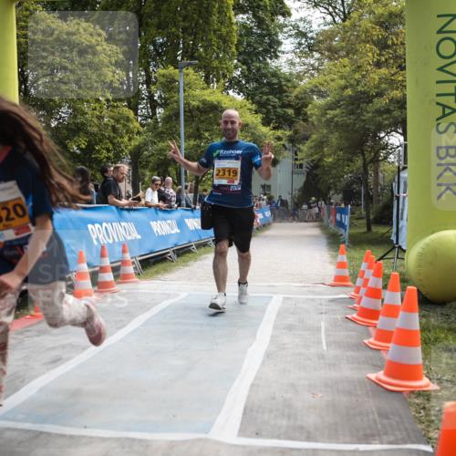 09.05.2026 - Störlauf H.Heesch http://msf.ph/oto/9676539 09.05.2026 15:40:55 Ziel 2320, 2319 meine-sportfotos.de