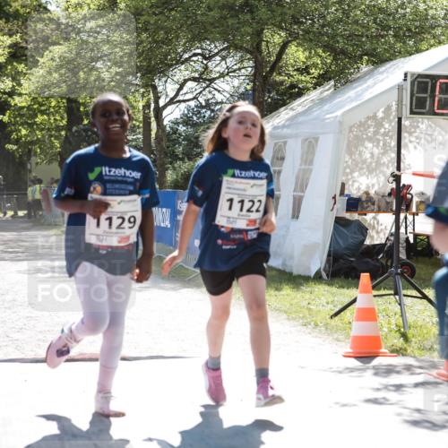 09.05.2026 - Störlauf H.Heesch http://msf.ph/oto/9677160 09.05.2026 15:01:00 Ziel 129, 1122, 88, 00, 12 meine-sportfotos.de