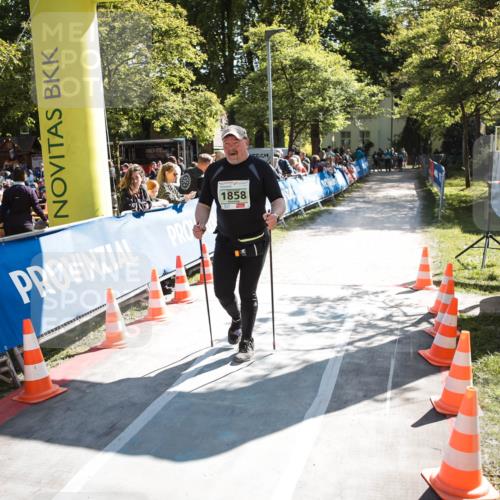 09.05.2026 - Störlauf H.Heesch http://msf.ph/oto/9677241 09.05.2026 16:00:49 Ziel 1858 meine-sportfotos.de