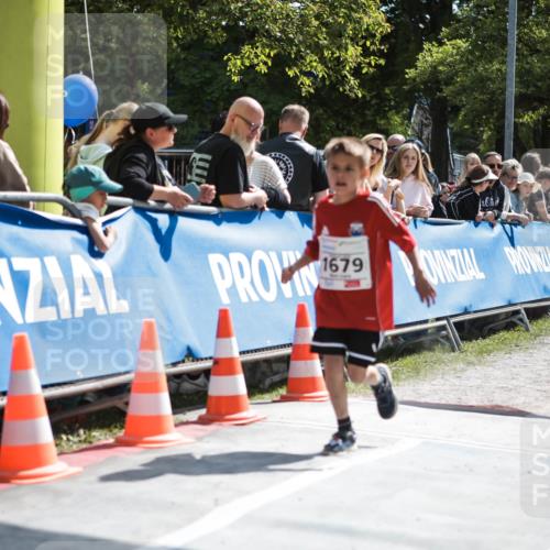 09.05.2026 - Störlauf H.Heesch http://msf.ph/oto/9677321 09.05.2026 15:13:44 Ziel 1679 meine-sportfotos.de