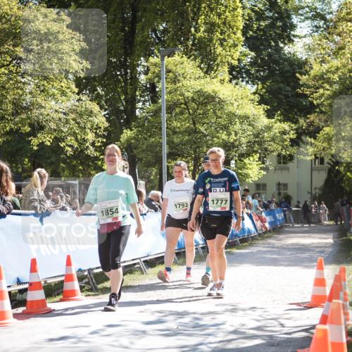 09.05.2026 - Störlauf H.Heesch http://msf.ph/oto/9677371 09.05.2026 16:05:15 Ziel 1854, 1792, 1777 meine-sportfotos.de