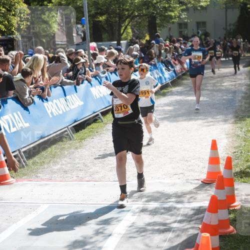09.05.2026 - Störlauf H.Heesch http://msf.ph/oto/9678048 09.05.2026 15:26:44 Ziel 2070, 2355, 1991 meine-sportfotos.de
